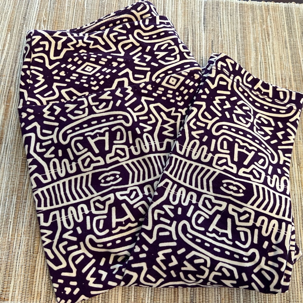 NWOT - LulaRoe Pattern Leggings